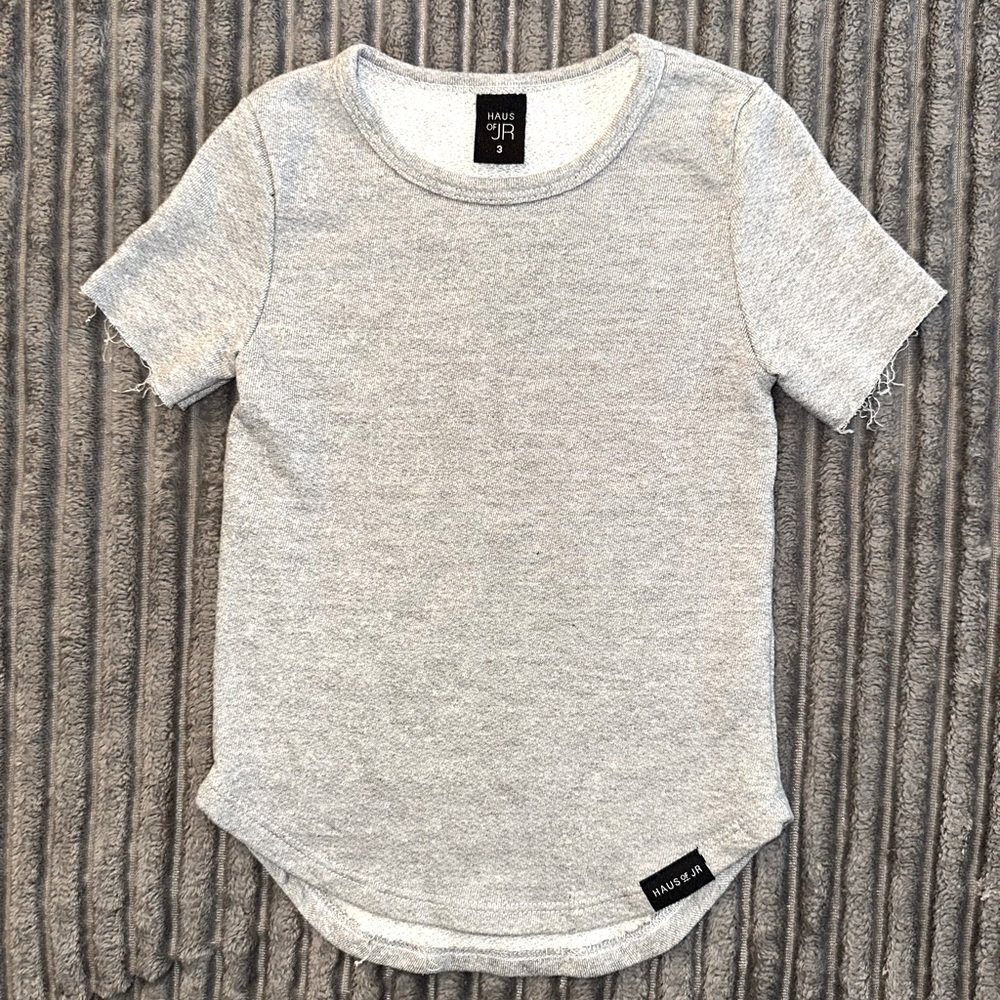 Youth raw hem short sleeve shirt